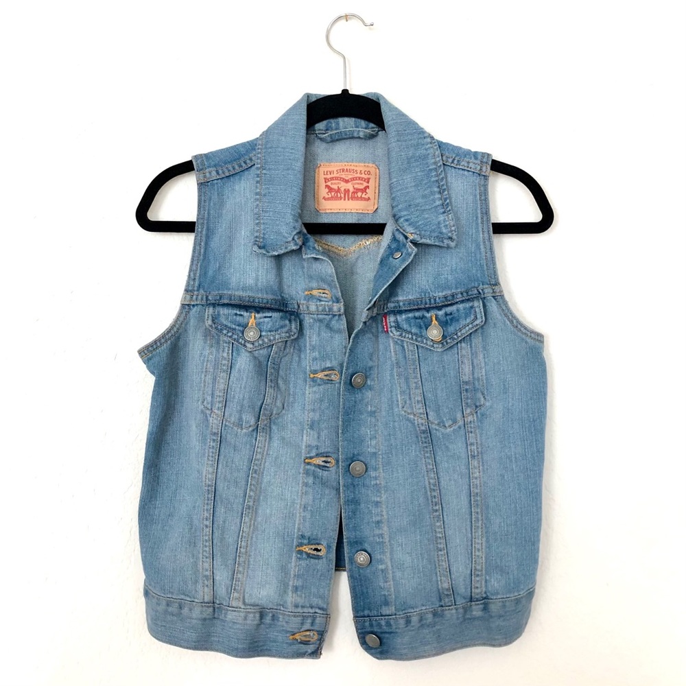 Levi’s Women’s Trucker Vest - Medium